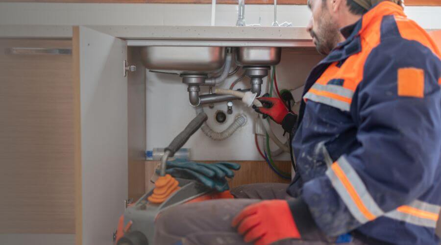 Commercial Slab Leak Plumbing in Kelso, MO